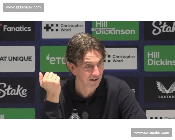 后防双擎立大功！弗兰克盛赞丹索补缺与范德芬领袖力